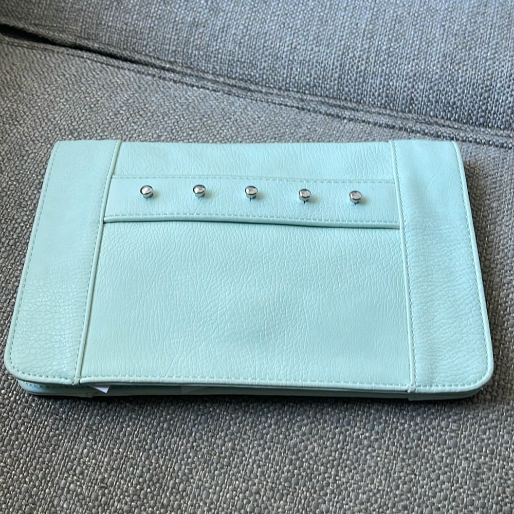 BCBGeneration clutch